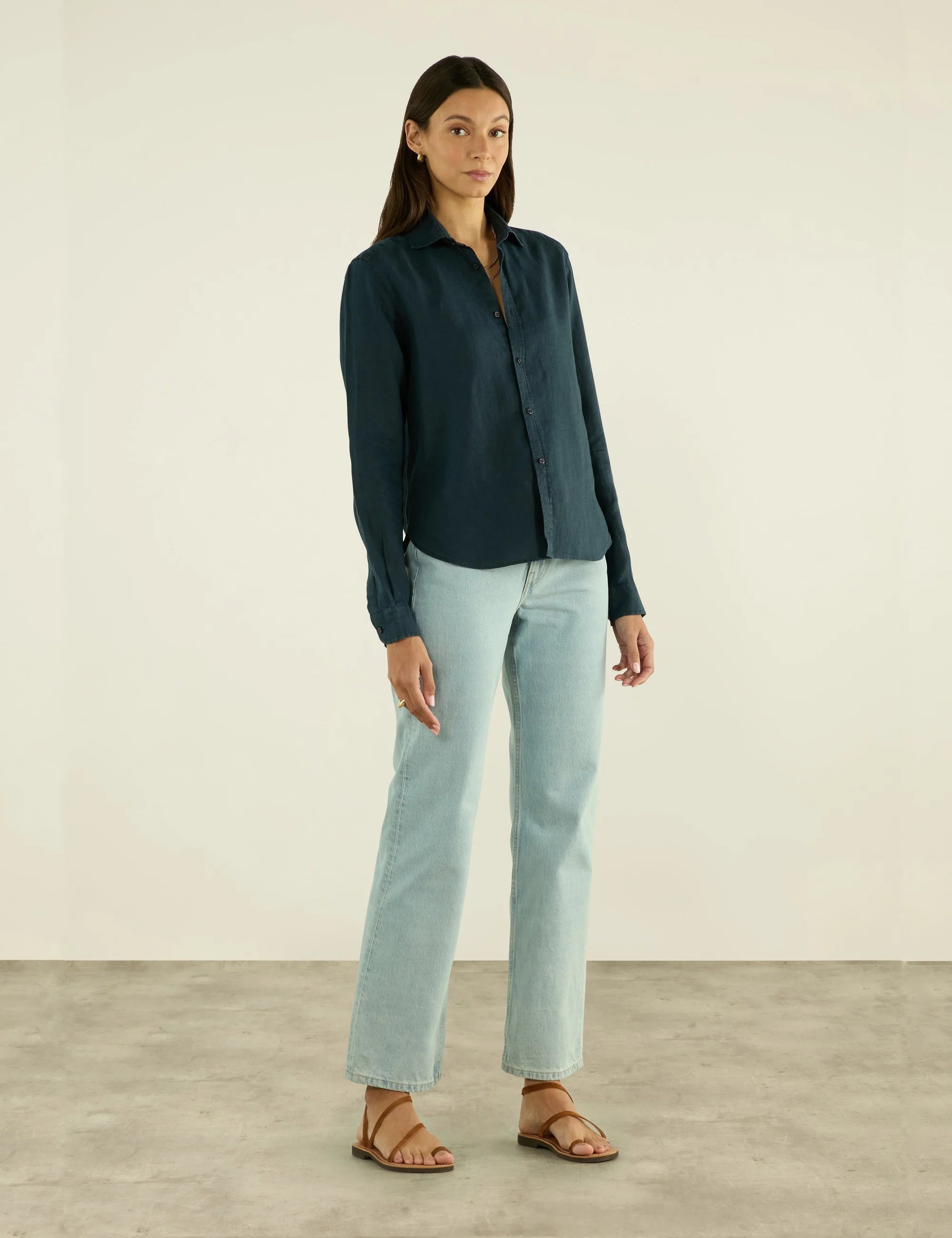 The Classic: Linen, Navy Blue