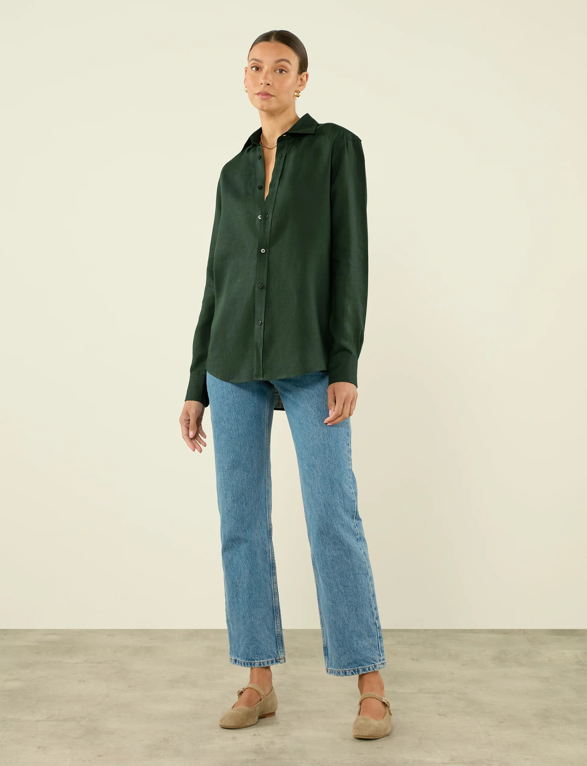 The Boyfriend: Linen, Hunter Green