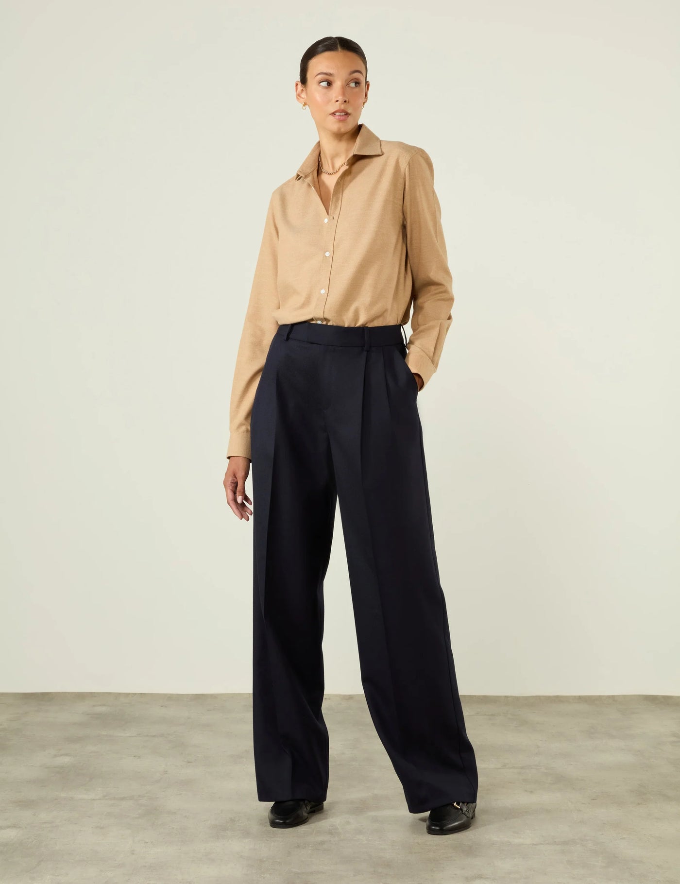 The Classic: Fine Brushed, Caramel