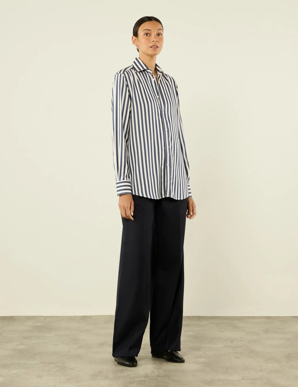 The Boyfriend: TENCEL™ Lyocell, Navy Blue Stripe