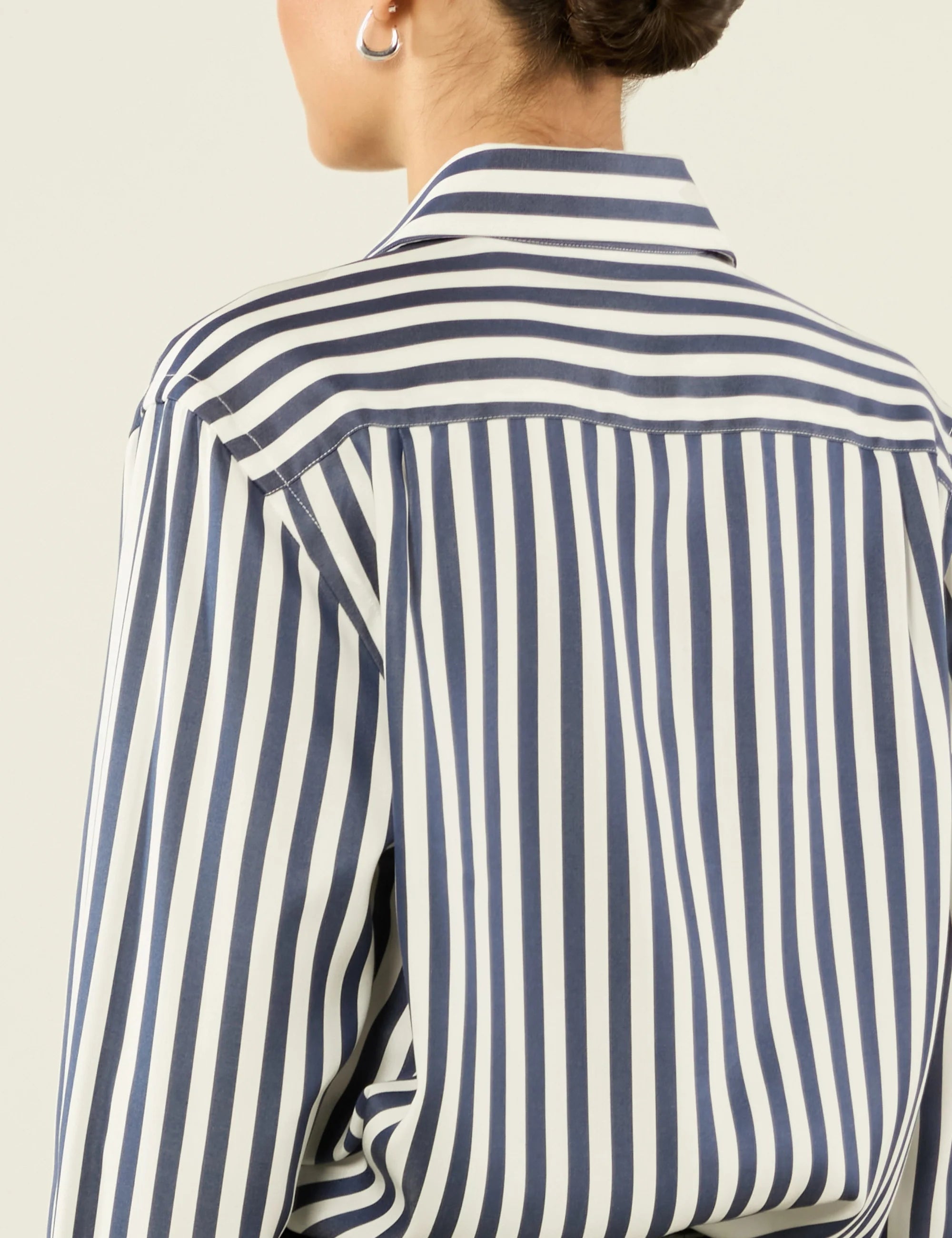 The Boyfriend: TENCEL™ Lyocell, Navy Blue Stripe