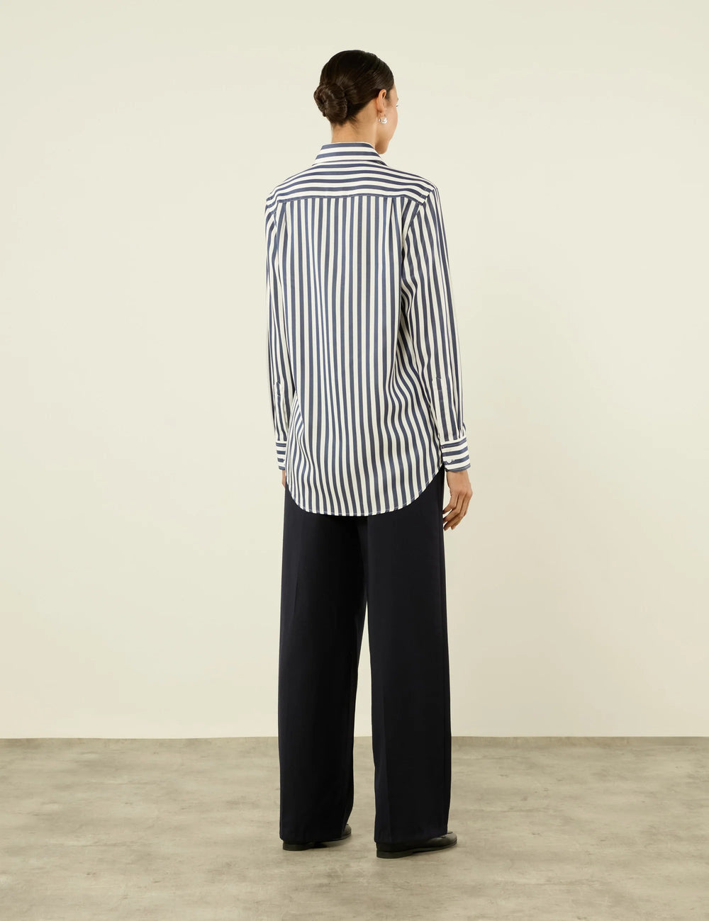 The Boyfriend: TENCEL™ Lyocell, Navy Blue Stripe
