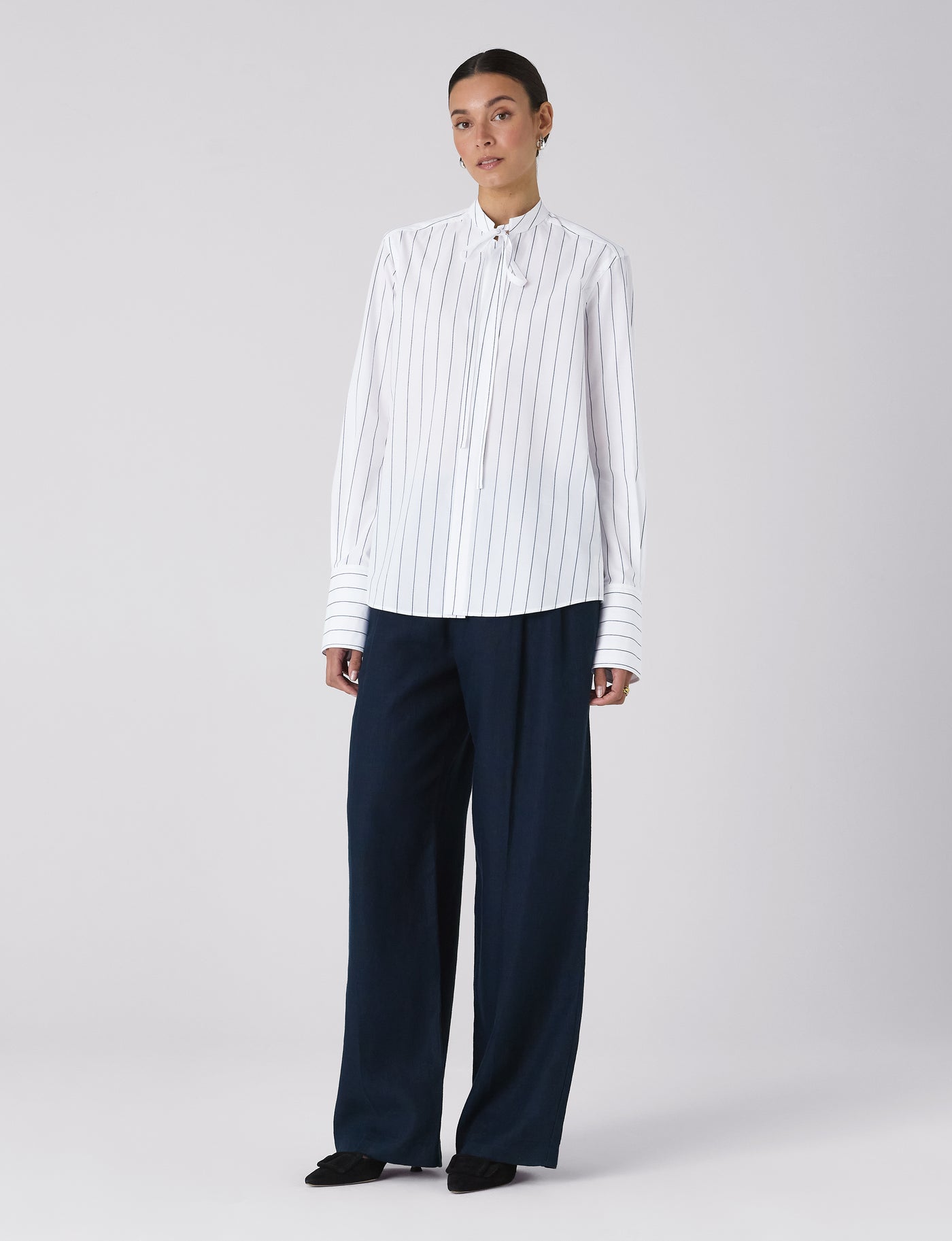 The Boyfriend Bow Tie: Fine Poplin, Blue and White Stripe