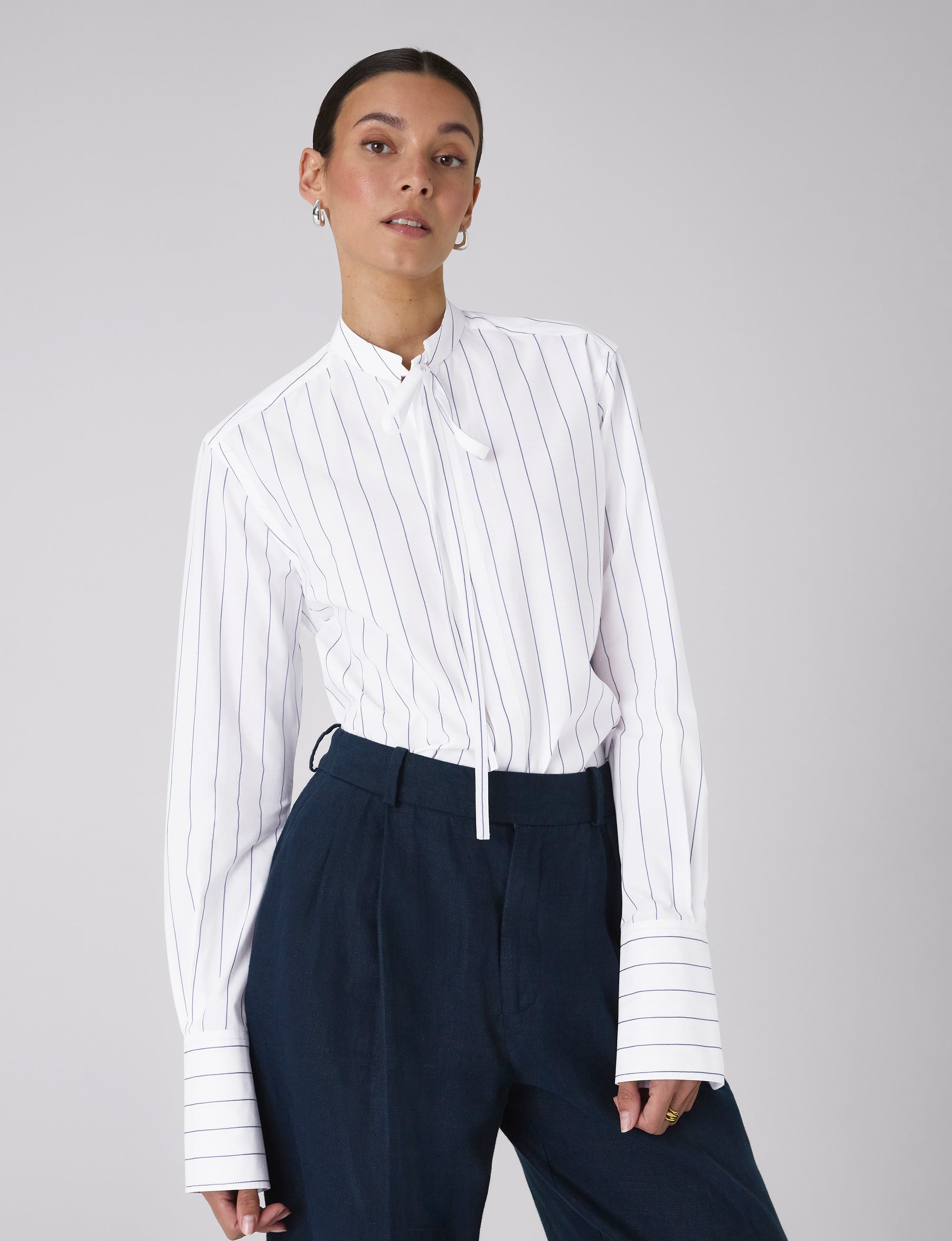The Boyfriend Bow Tie: Fine Poplin, Blue and White Stripe