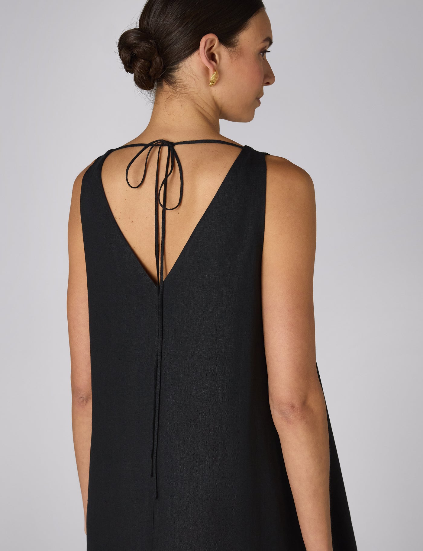 Blenheim Dress: Linen, Black