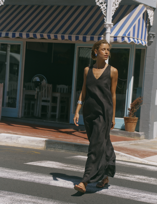Blenheim Dress: Linen, Black