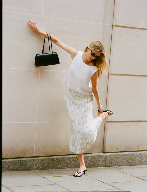 Jackie Top: Linen, White