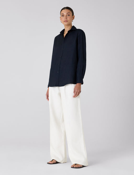 The Boyfriend: Linen, Navy