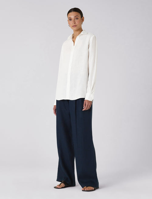 The Boyfriend: Linen, White