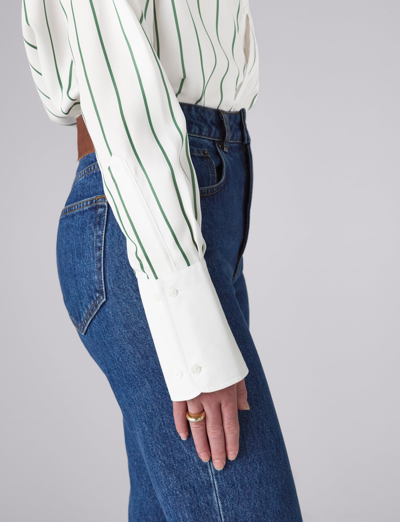 The Boyfriend Contrast Exaggerated Cuff and Collar: TENCEL™ Lyocell, Green Wide Stripe