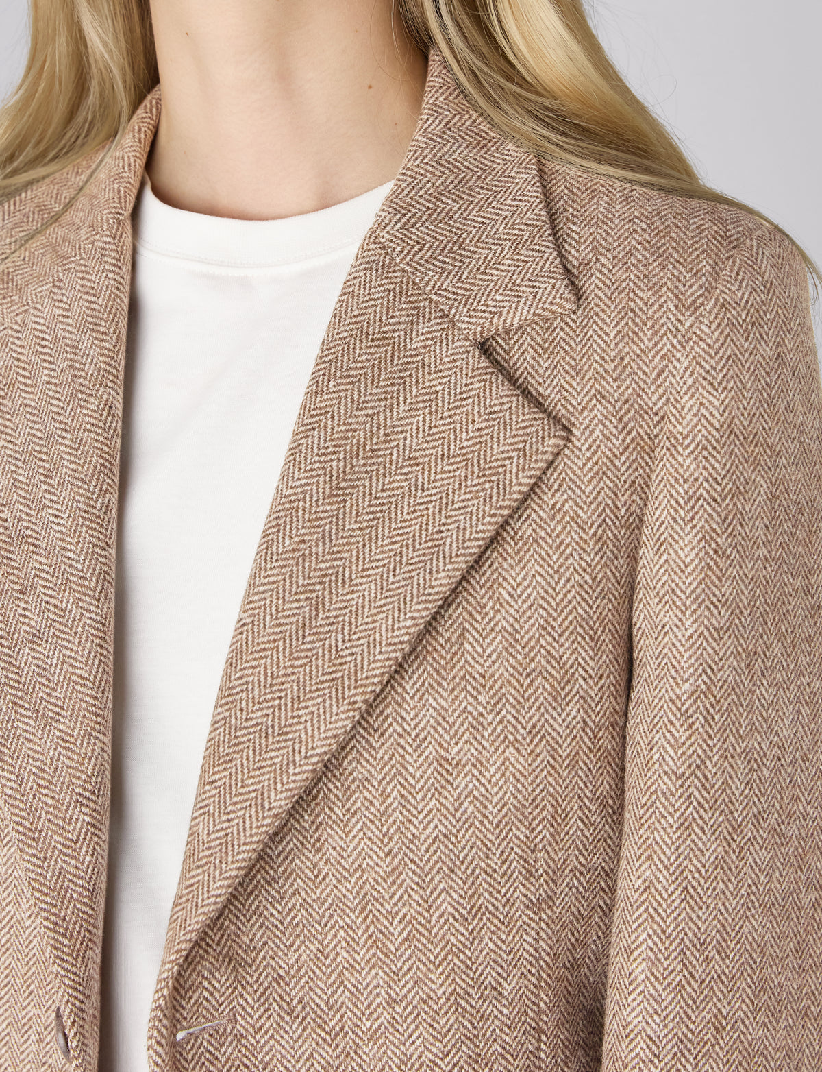 Hacking Jacket: Wool, Light Brown Herringbone