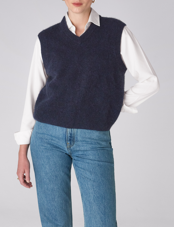 Oban Vest: Yak Wool, Navy