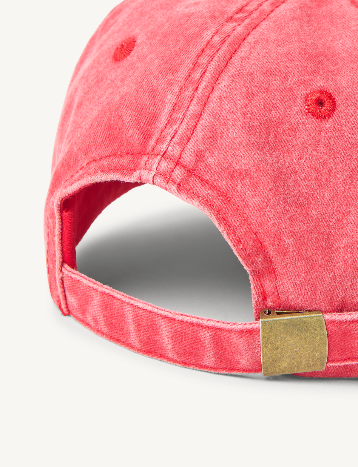 Cap Label Red The Cap: Cotton, Washed Red – With Nothing Underneath